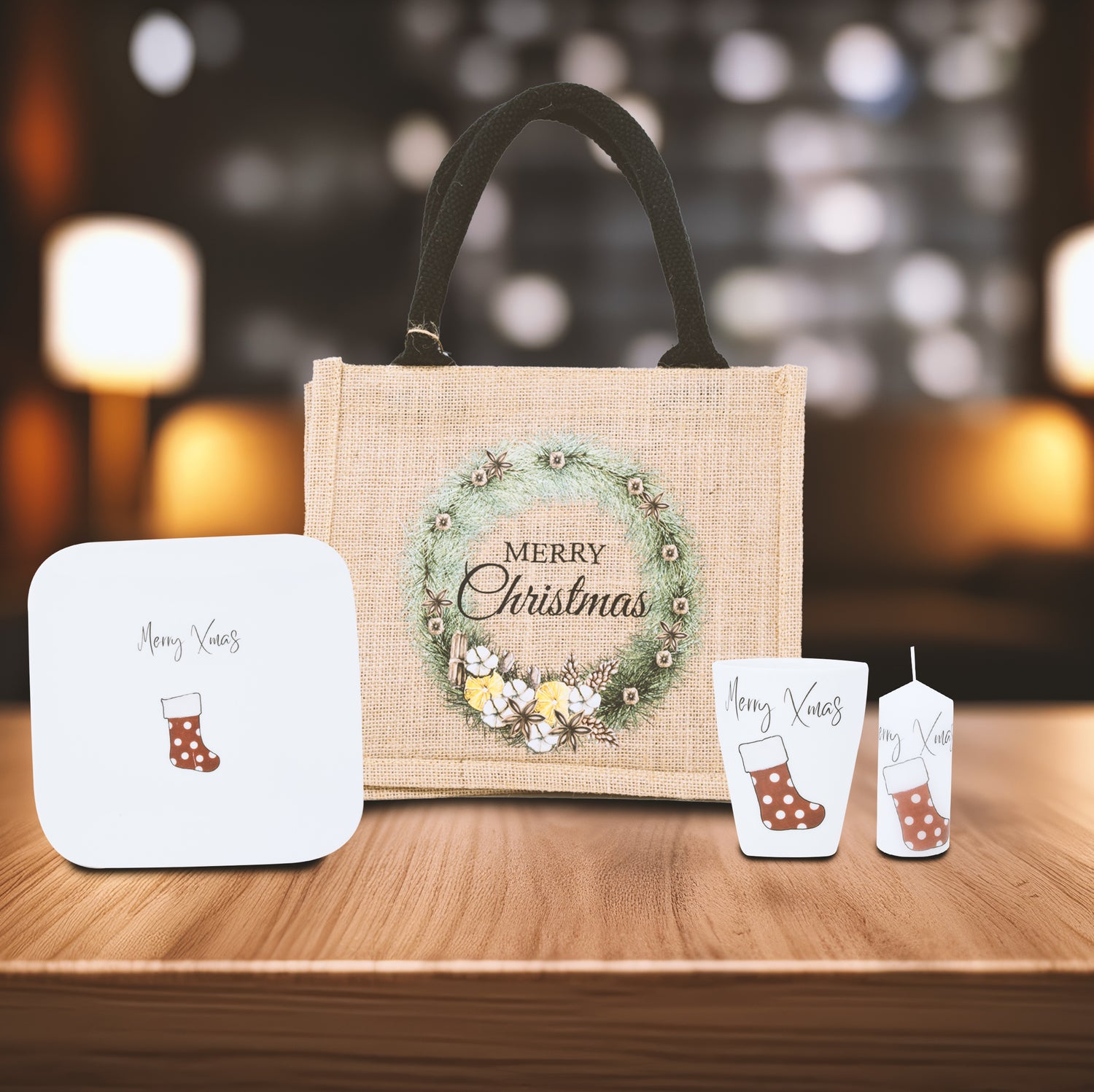 Set mit Motiv "Merry Xmas" mit Teller, Tasse, Kerze und Jutetasche